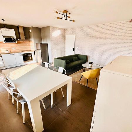 וליפינט Btobed - Location Professionnelle - Appartement 4 Personnes Parking Gratuit - Proche Parc Des Expositions Et Aeroport Cdg מראה חיצוני תמונה